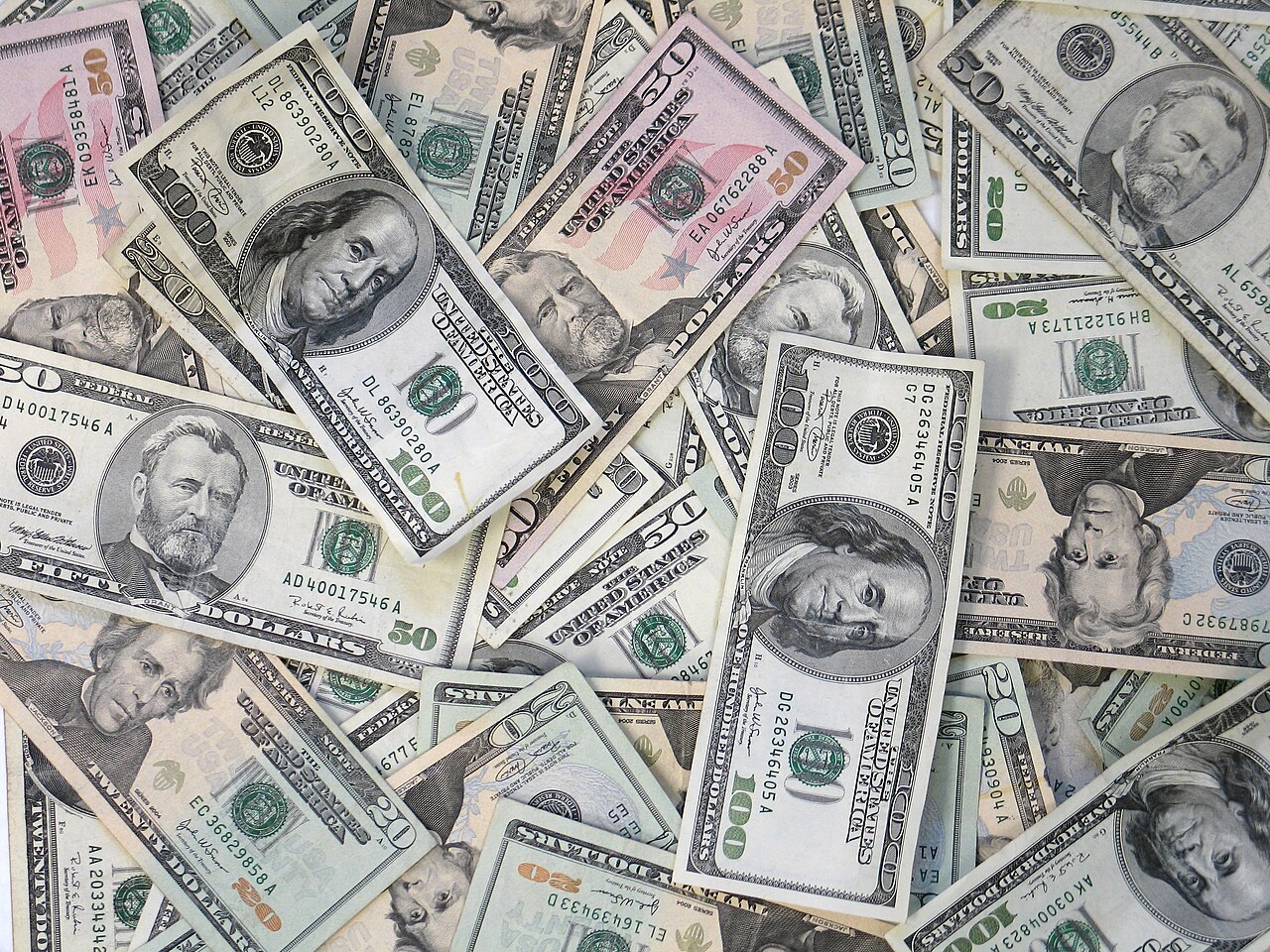Dólar a R$ 5,15 vs. R$ 6,27: quanto a queda do câmbio economiza de verdade na importação do seu carro